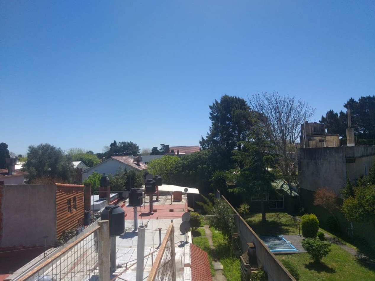 Semipiso 4 Amb con terraza 