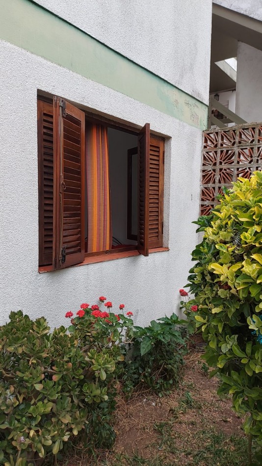 Duplex 2 Amb.PB con patio en plena Avda.