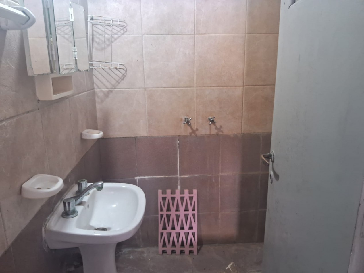 Casa 3 Amb a refaccionar en zona norte