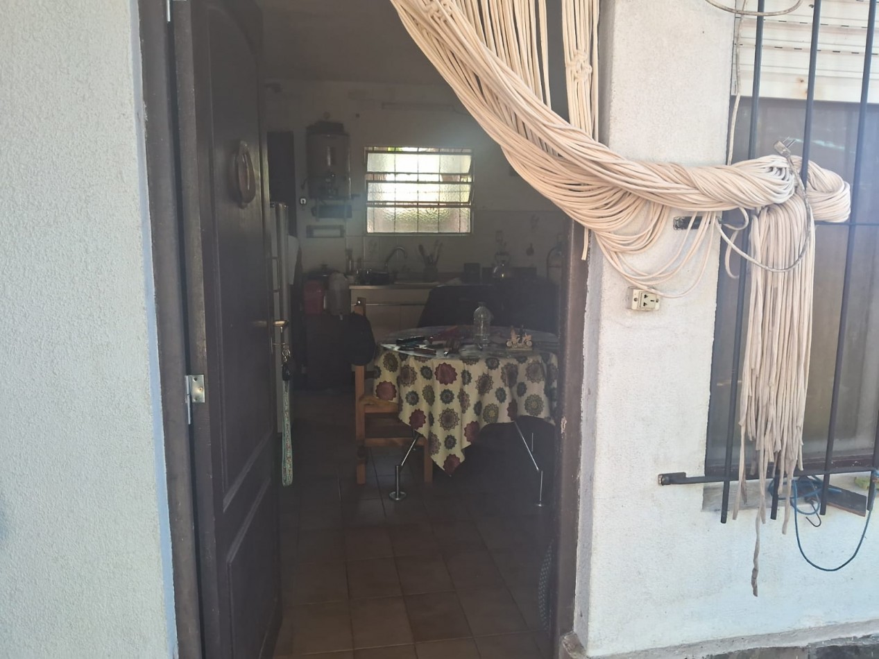 Casa 2 amb a refaccionar en zona norte 