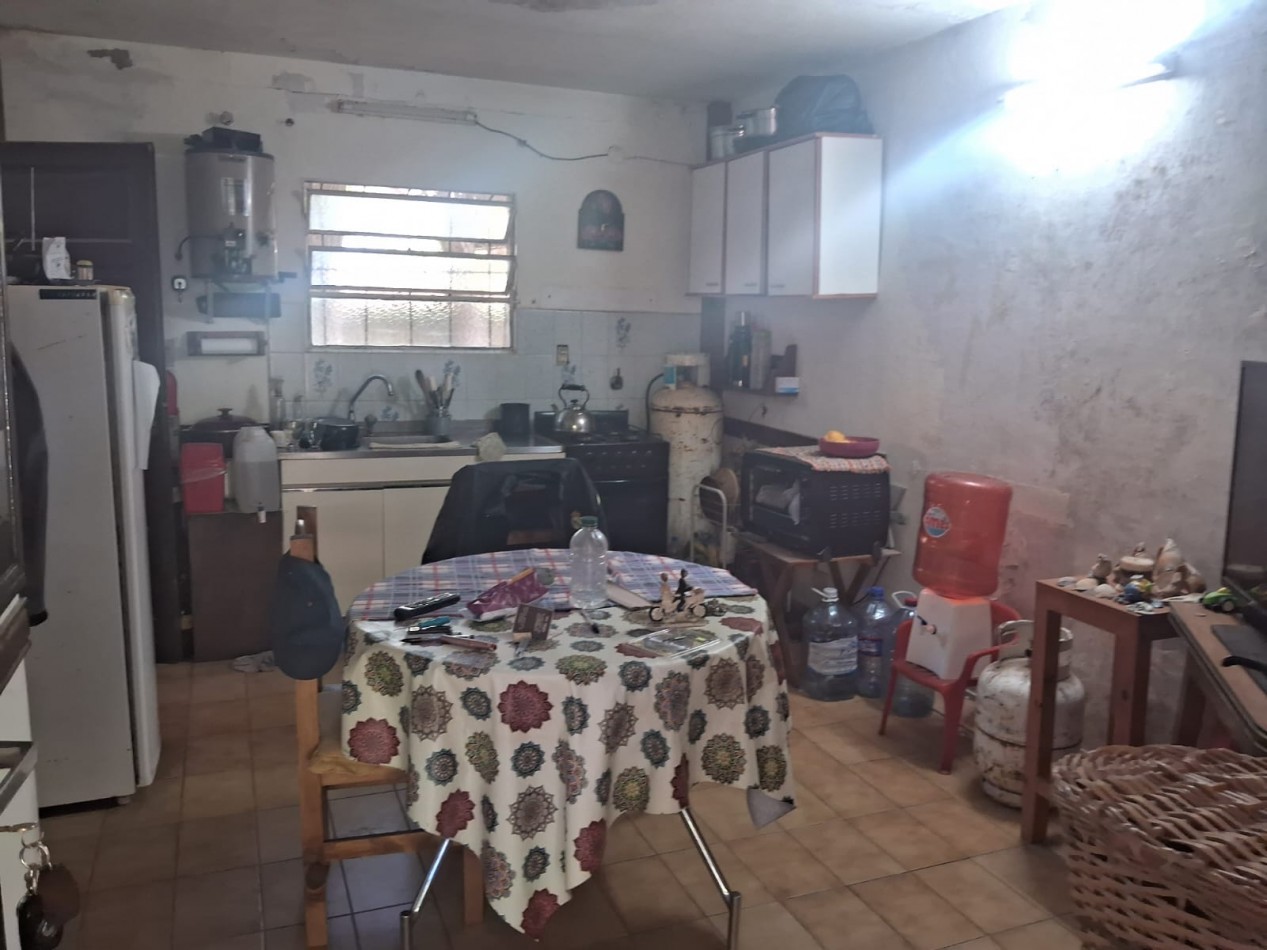 Casa 2 amb a refaccionar en zona norte 