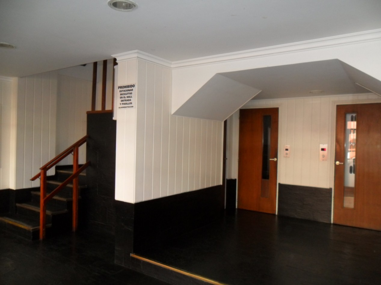 Depto 3 amb. centrico Riazor XIV 