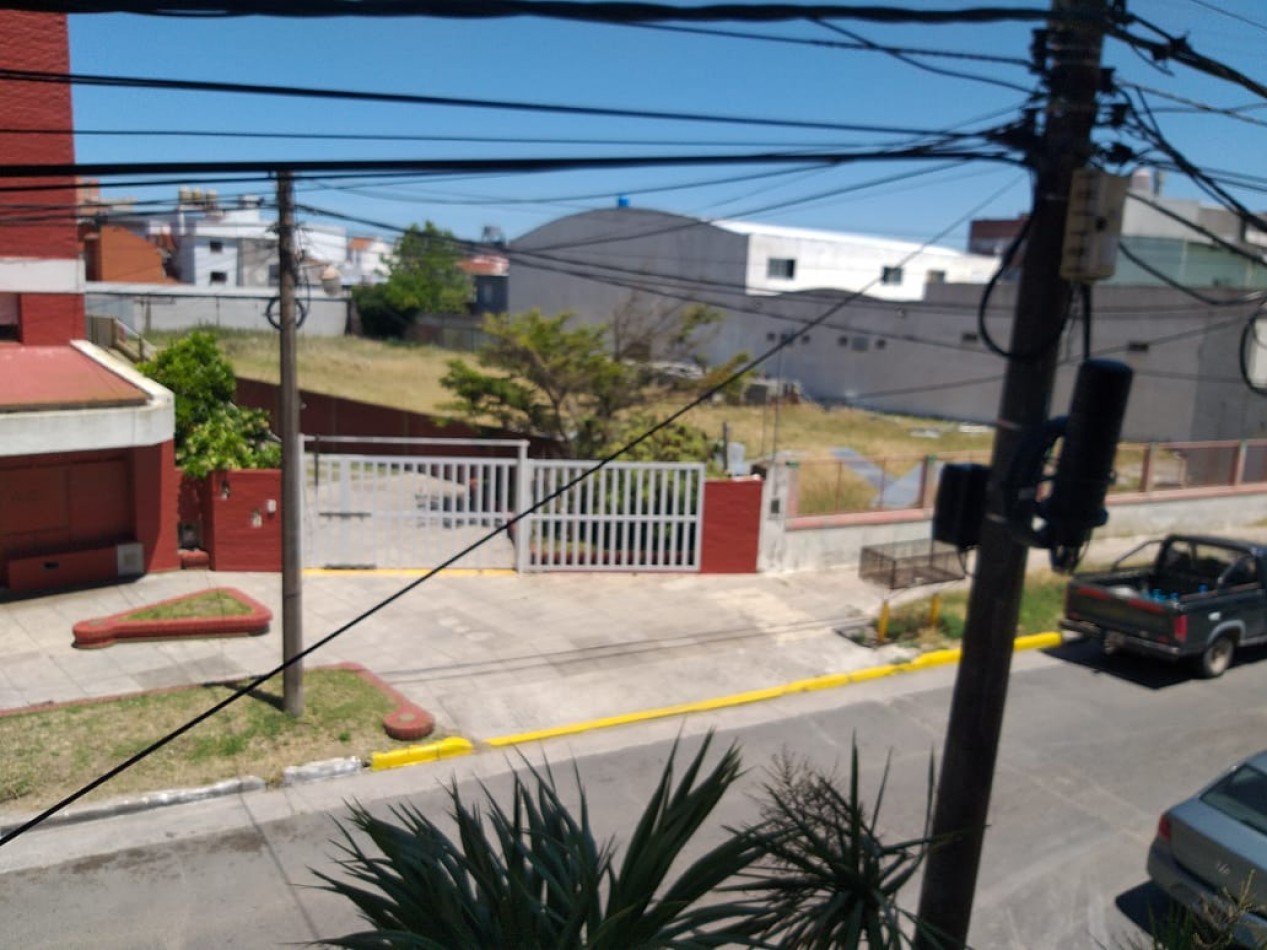 Depto 3 amb. centrico Riazor XIV 