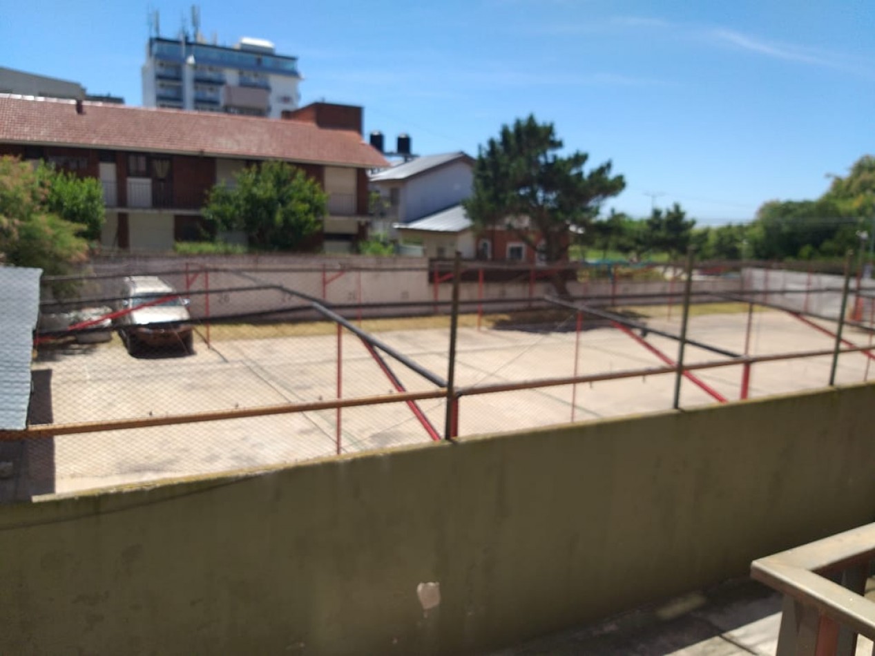 Depto 3 amb. centrico Riazor XIV 