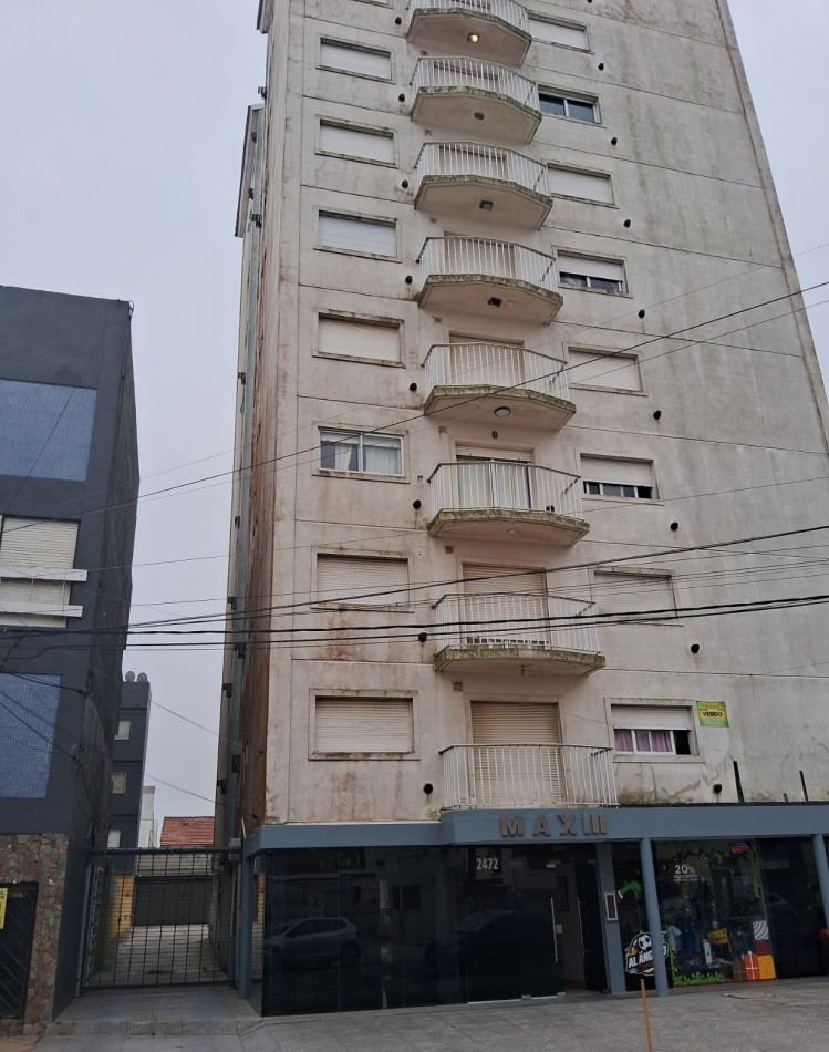 Depto 3 amb con cochera Edificio MAX III 