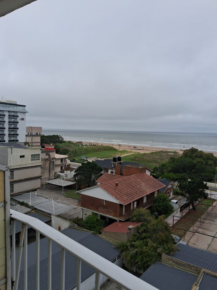 Depto 3 amb con cochera Edificio MAX III 