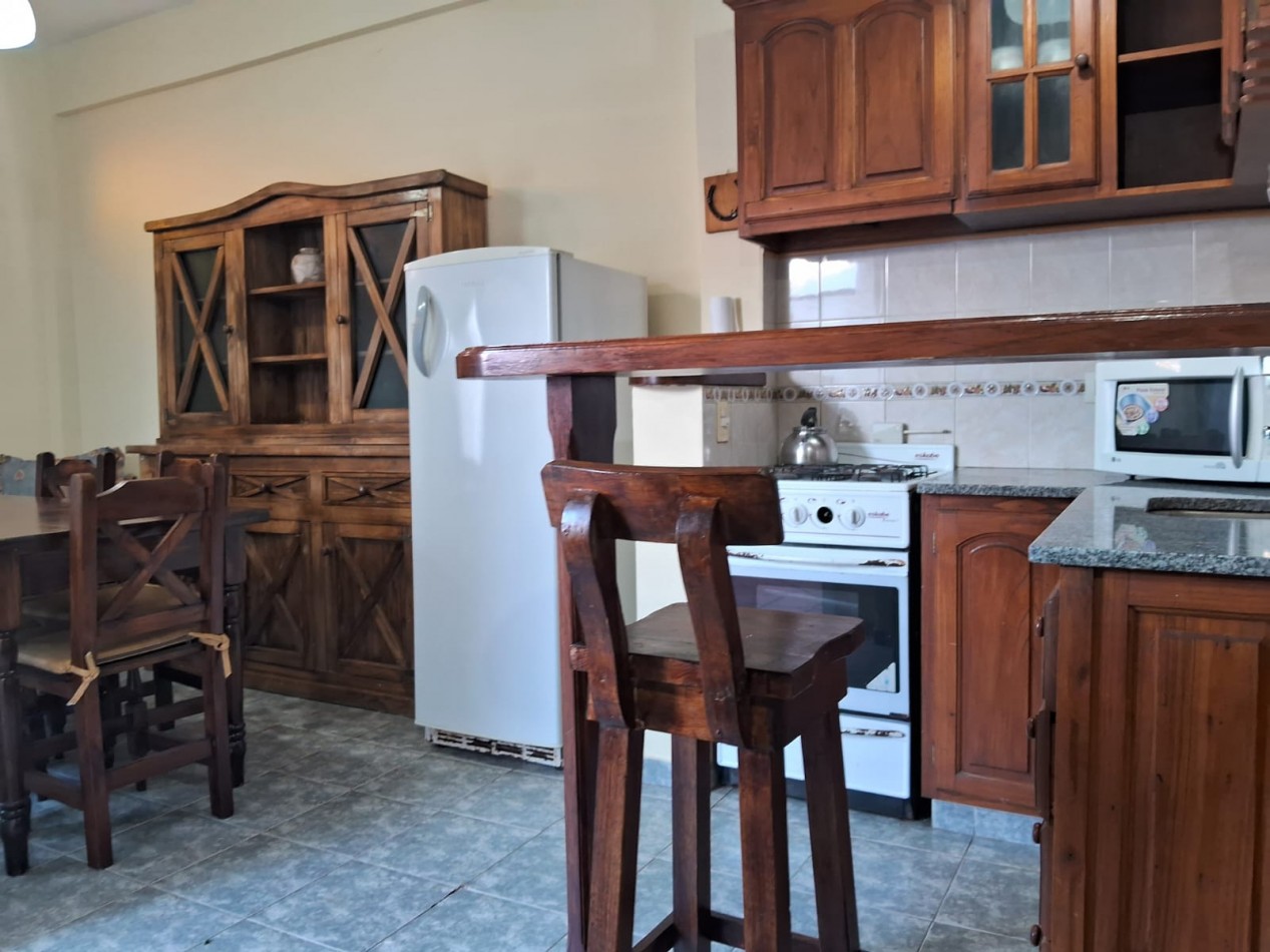 PH 3 AMB. CON PATIO ZONA CENTRO