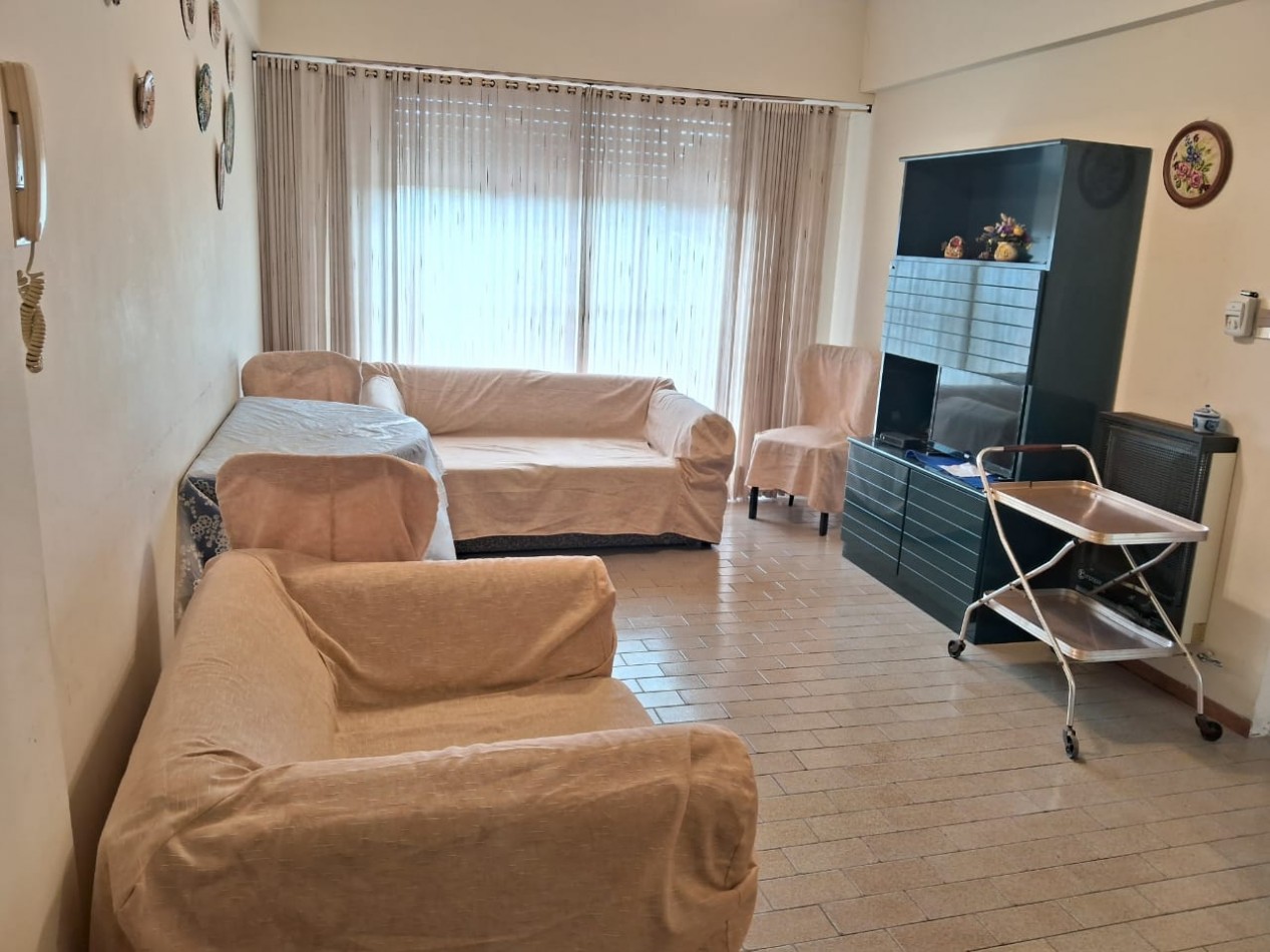 Depto 2 Amb con cochera Riazor v