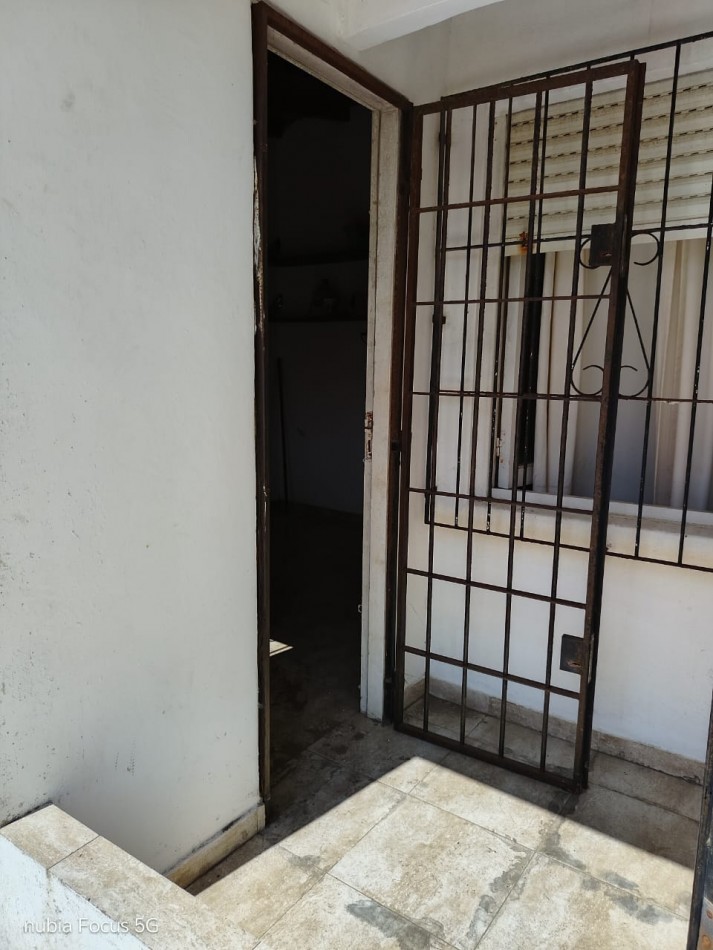 Depto 3 amb + Monoambiente centrico