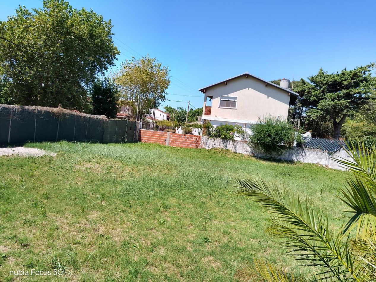 Gran Lote con mejoras centrico 