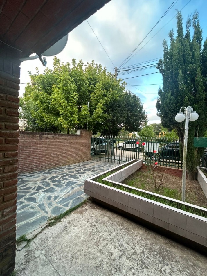 Hermoso Chalet de 5 ambientes 