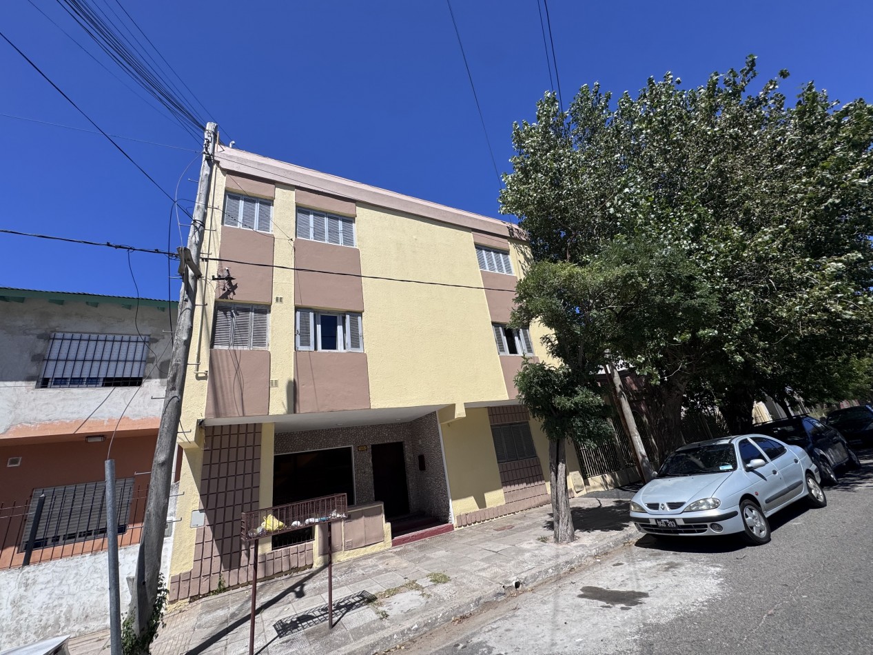 Depto 3 Amb zona centro Wall II 2do C