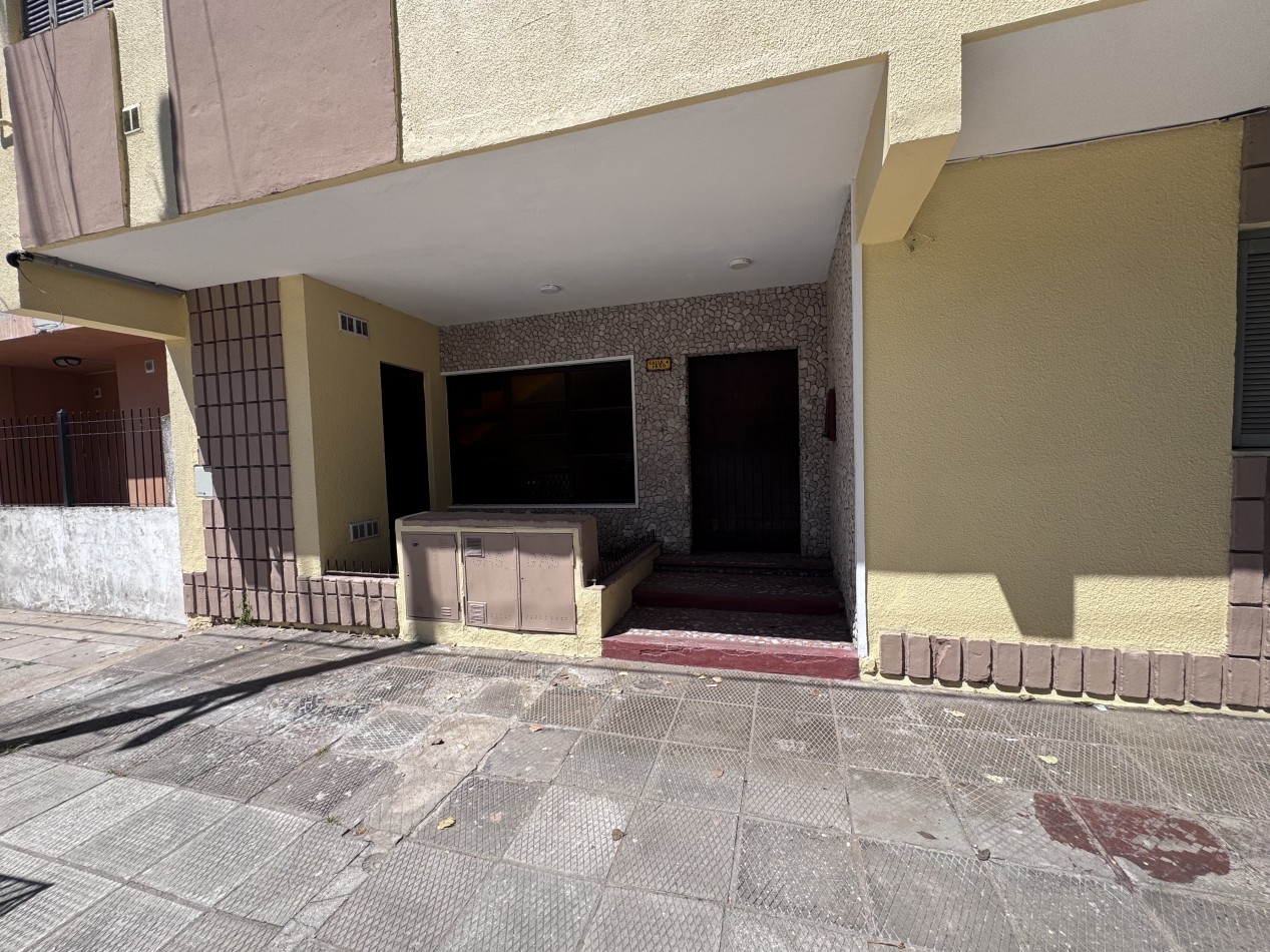 Depto 3 Amb zona centro Wall II 2do C