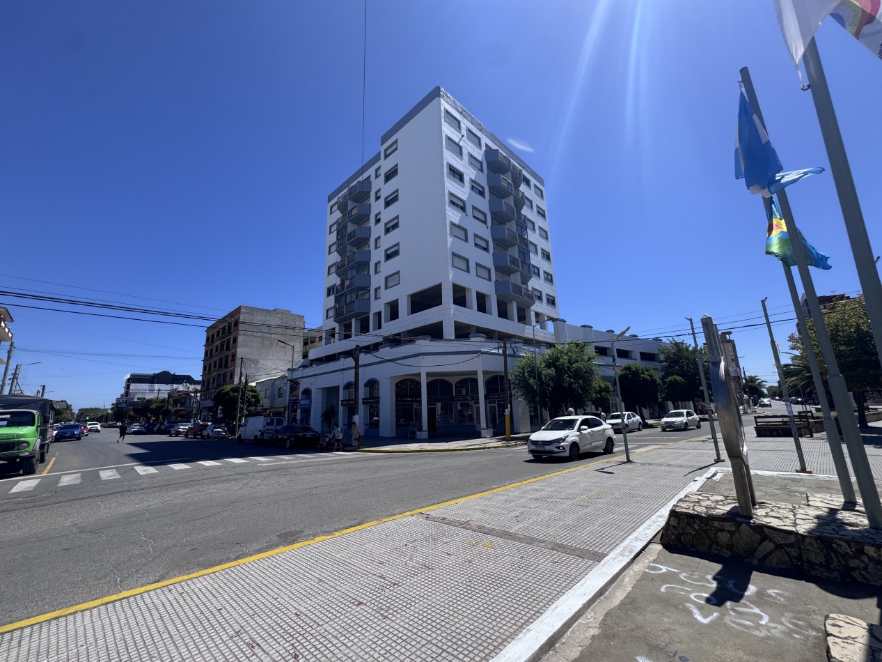 Depto 2 Amb con 2 cocheras 