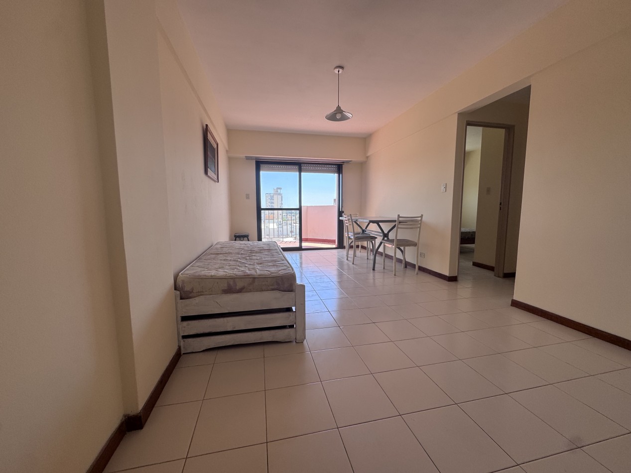 Depto 2 Amb con 2 cocheras 