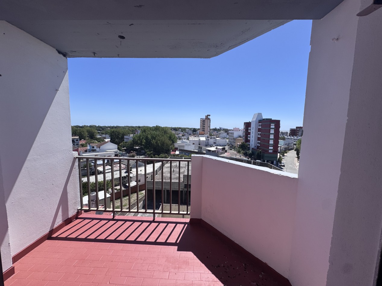 Depto 2 Amb con 2 cocheras 