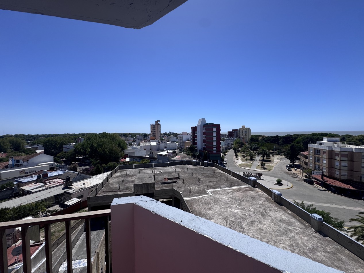 Depto 2 Amb con 2 cocheras 