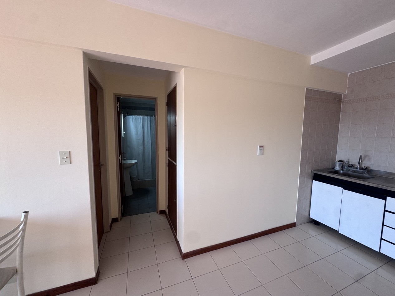 Depto 2 Amb con 2 cocheras 