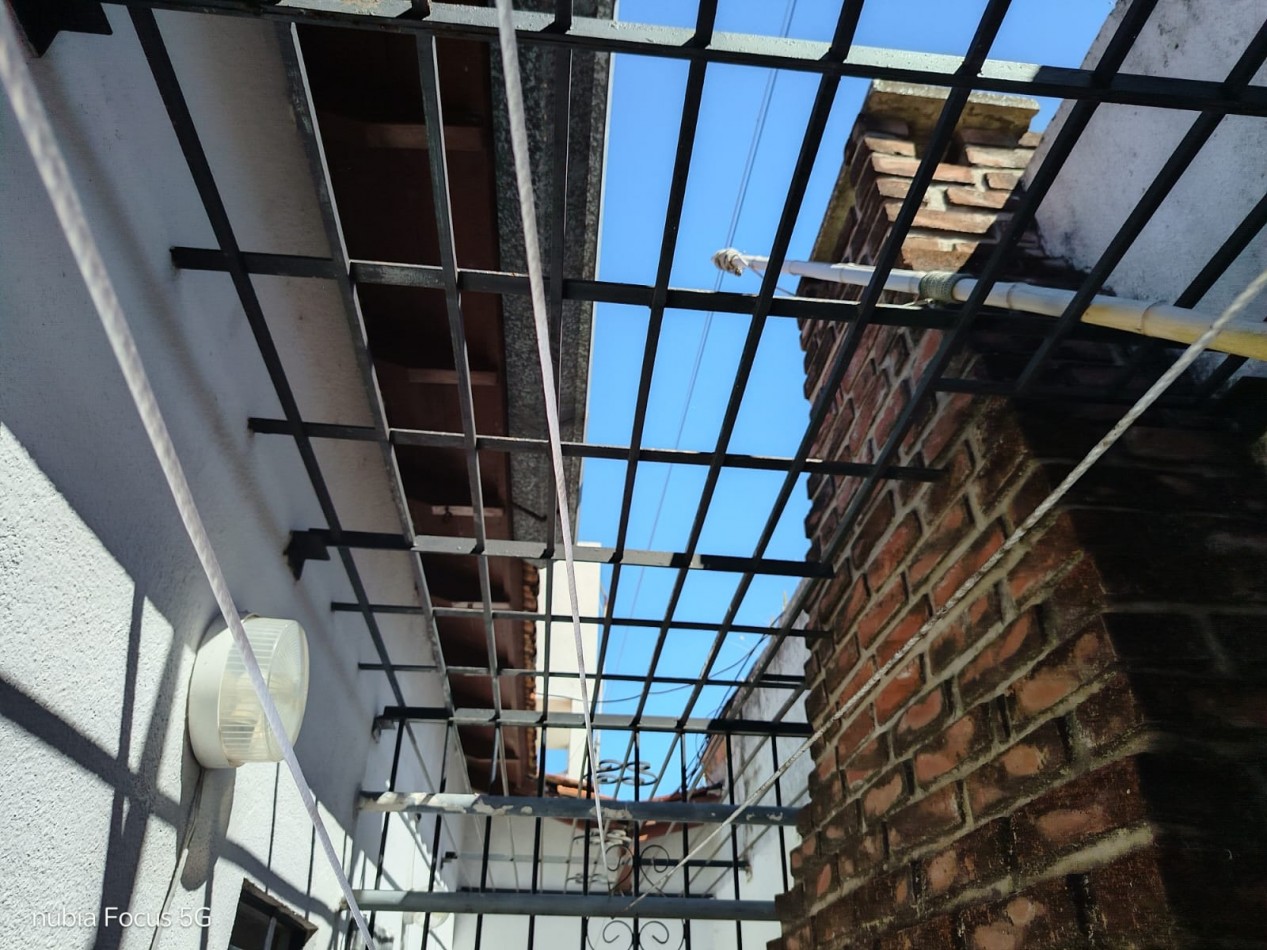 Ph 2 Amb tipo casita en centro 