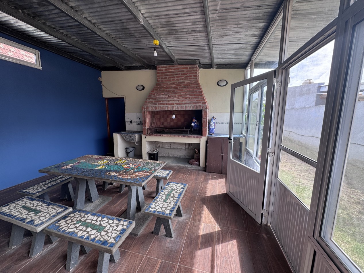 Casa 3 Amb con Local apto credito hipotecario 