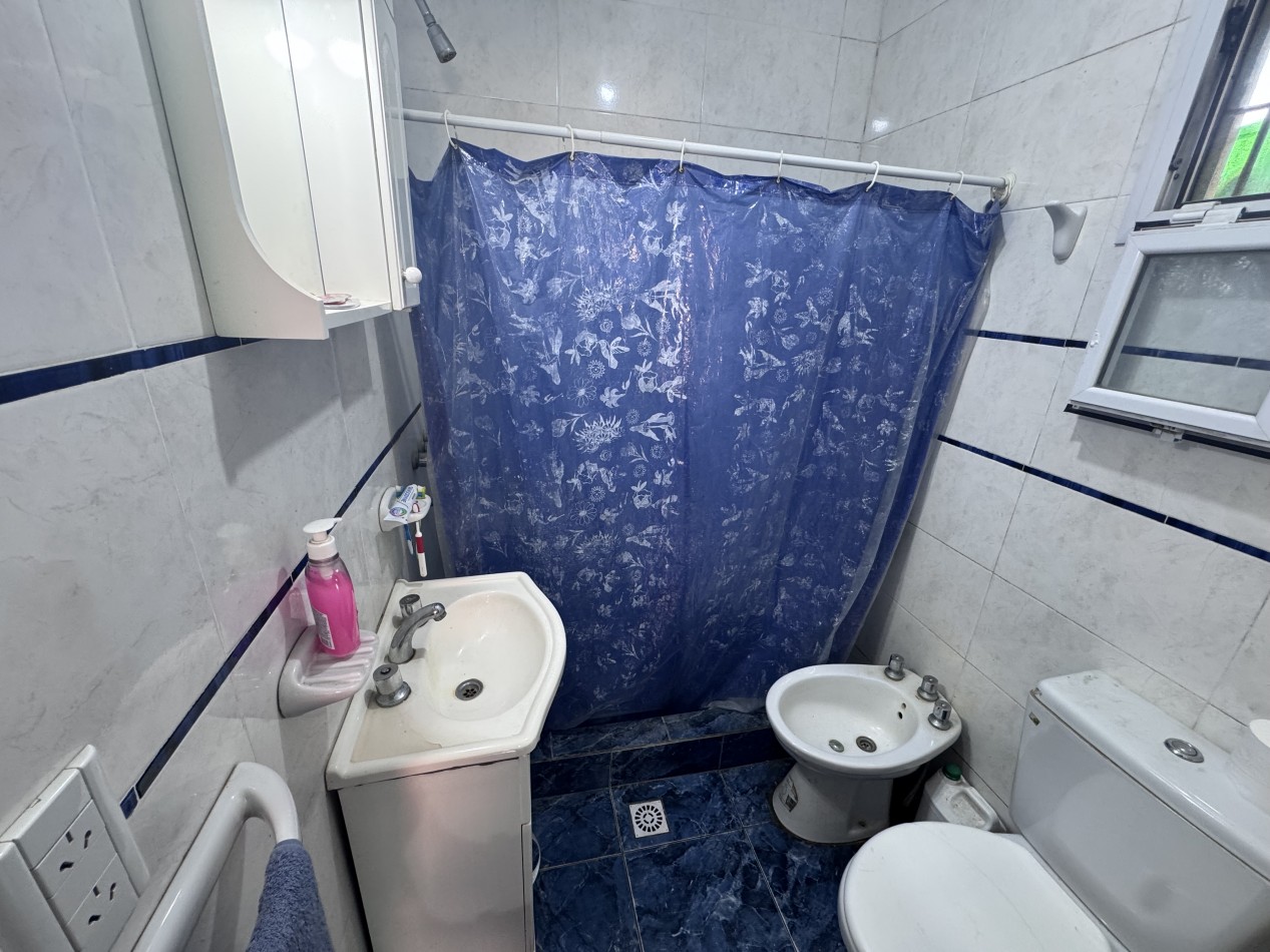 Casa 3 Amb con Local apto credito hipotecario 