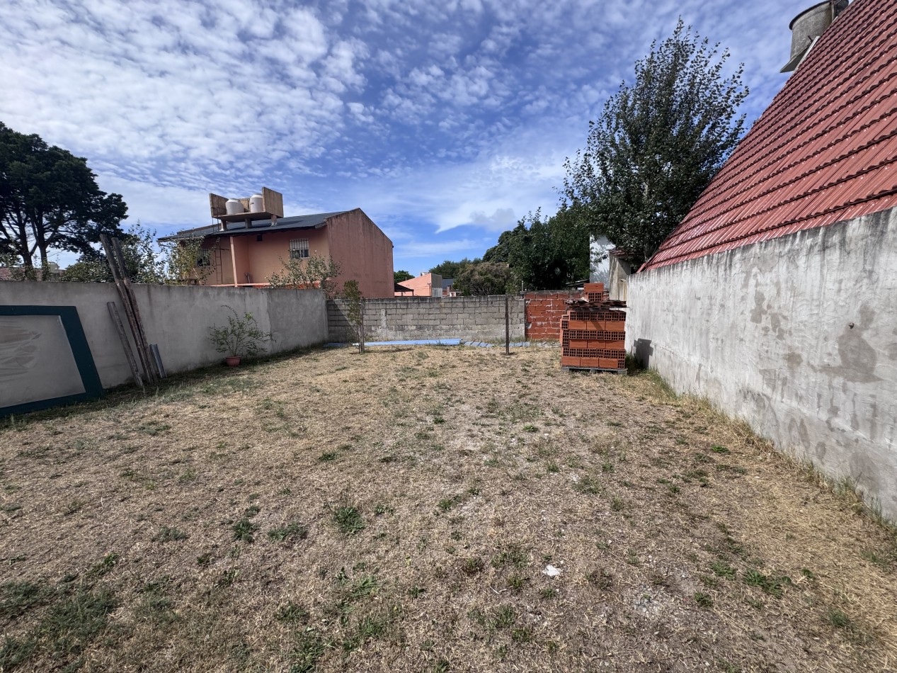 Casa 3 Amb con Local apto credito hipotecario 