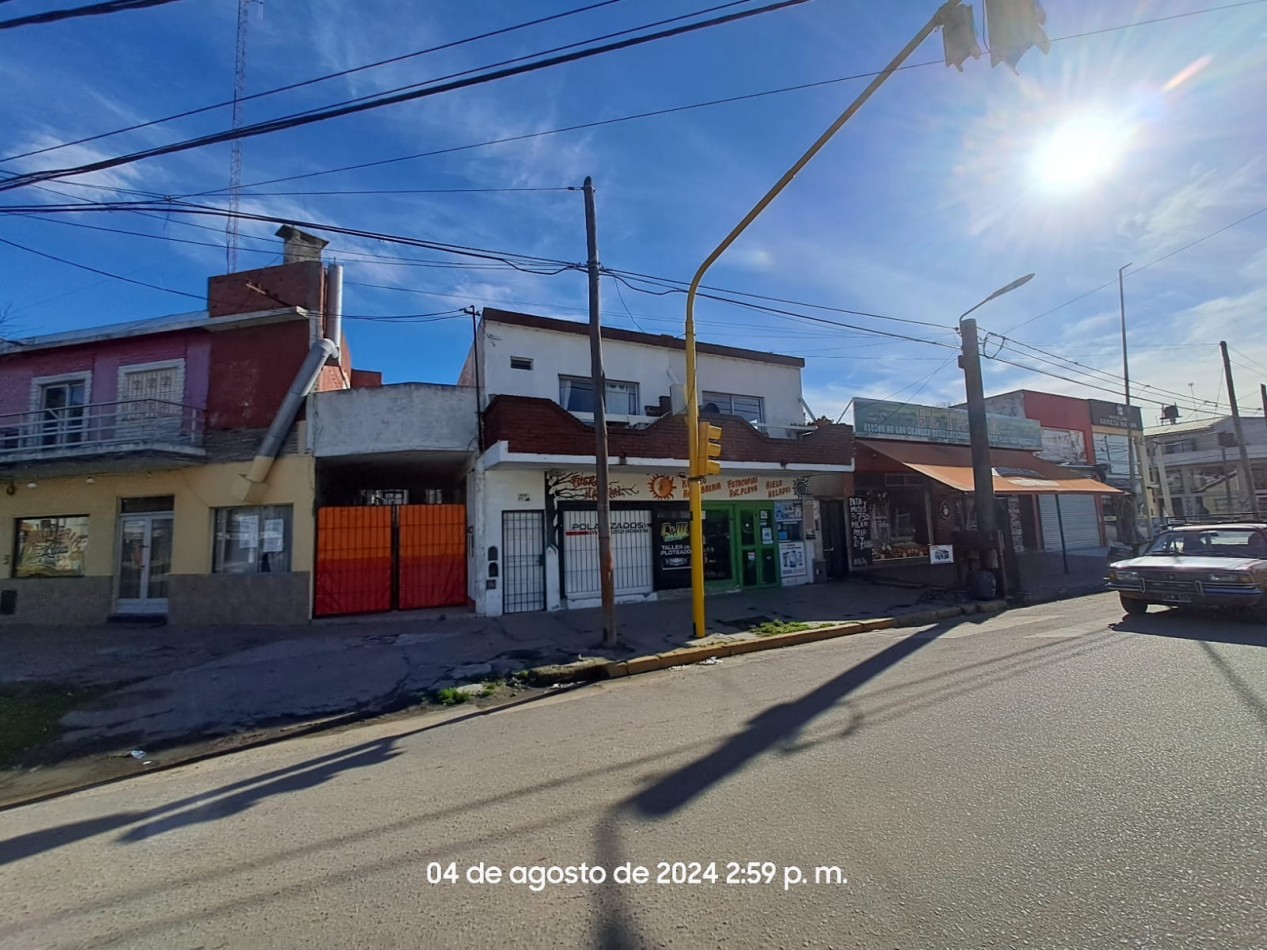 Oportunidad de Inversion: Complejo de 3 Unidades con Balcon y Parrilla