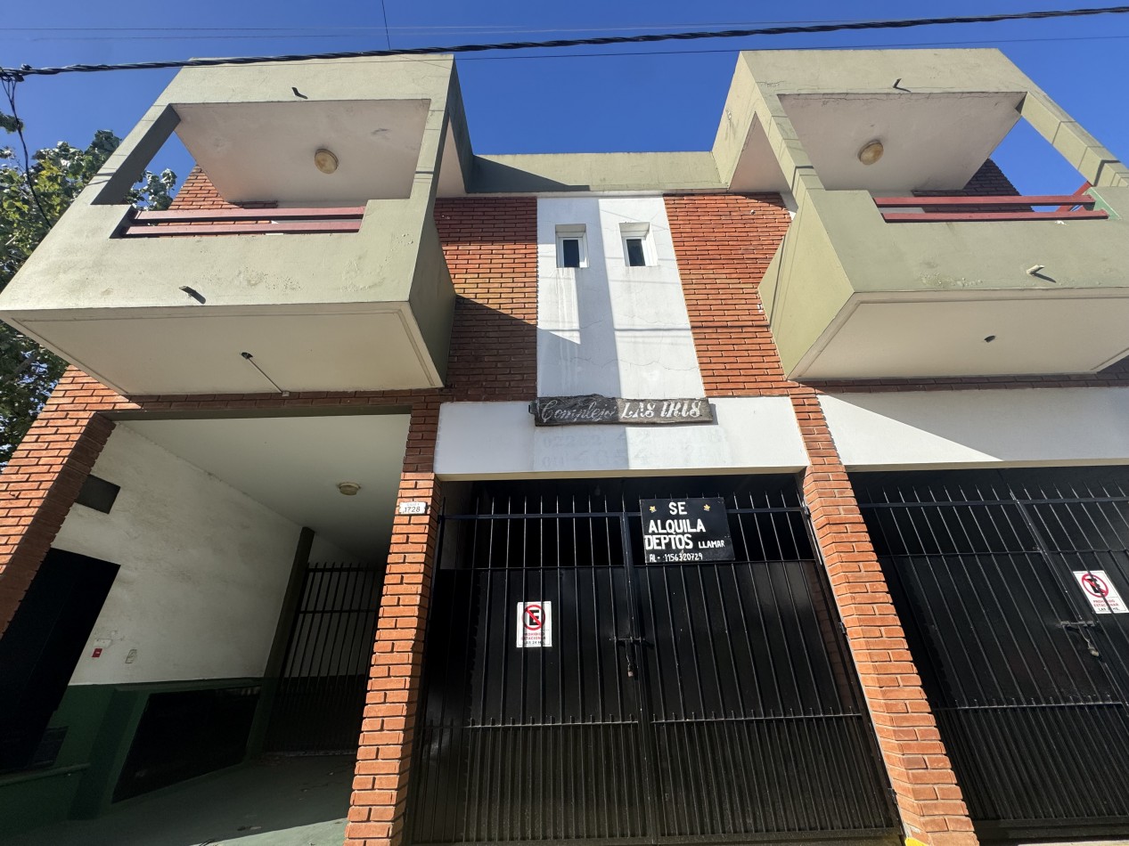 Complejo Las Iris en zona centro 