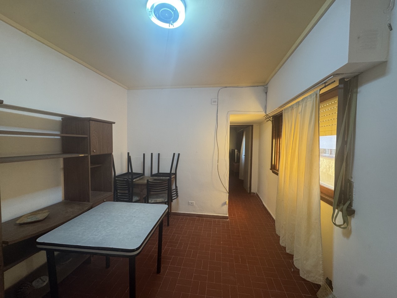 Depto 2 amb. 4to piso L Edificio French 