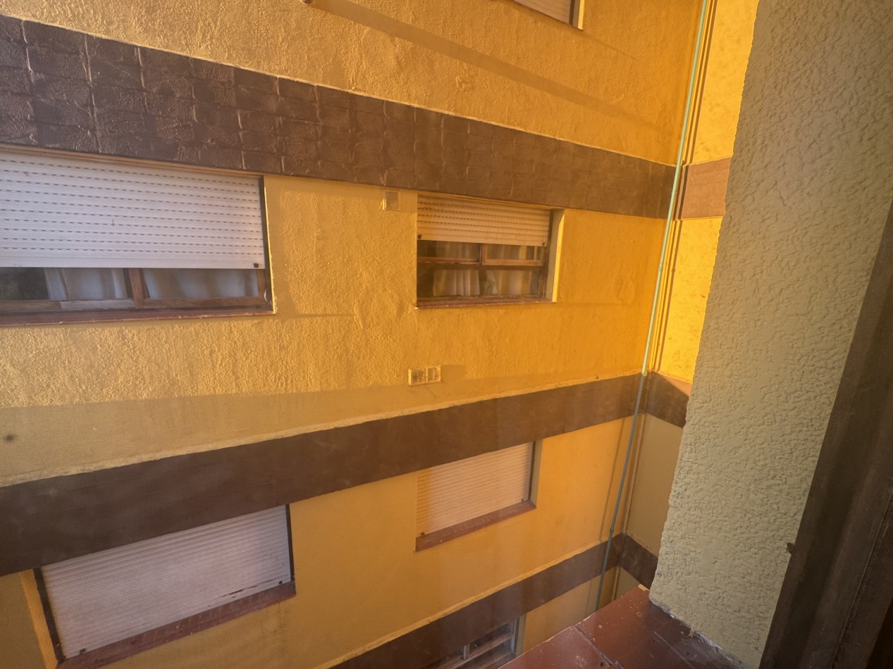 Depto 2 amb. 4to piso L Edificio French 