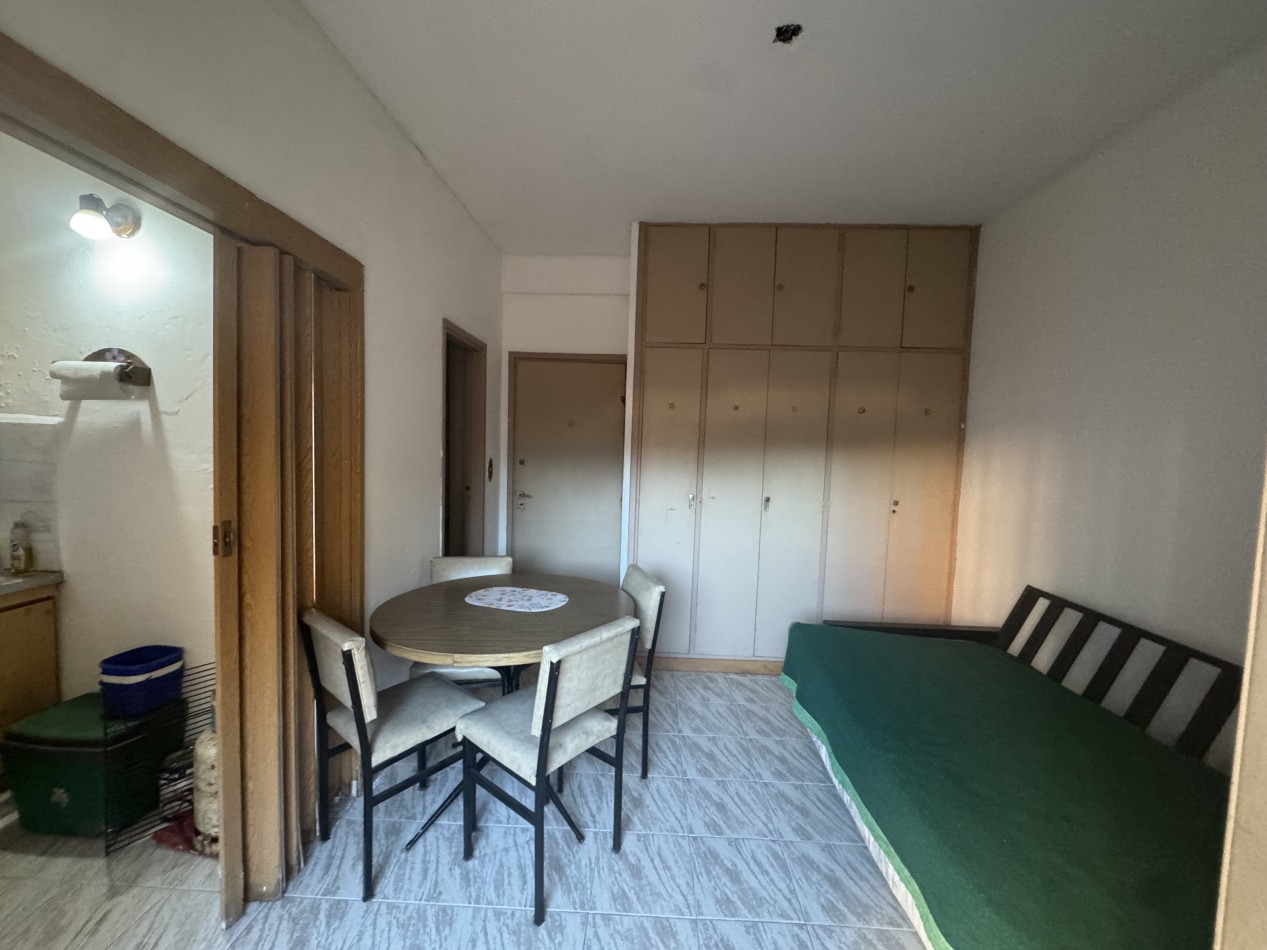 Monoambiente c/patio centrico Edificio Ipanema a 50 Mts del mar