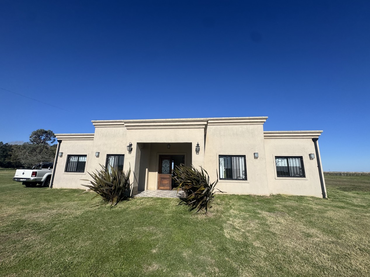 Soñada Chacra 17.000M2 con moderna Casa 5 Amb
