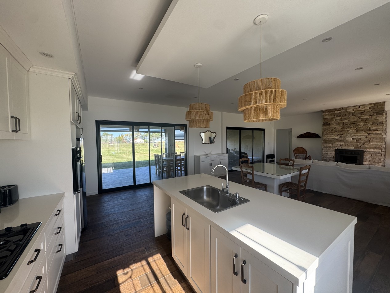 Soñada Chacra 17.000M2 con moderna Casa 5 Amb