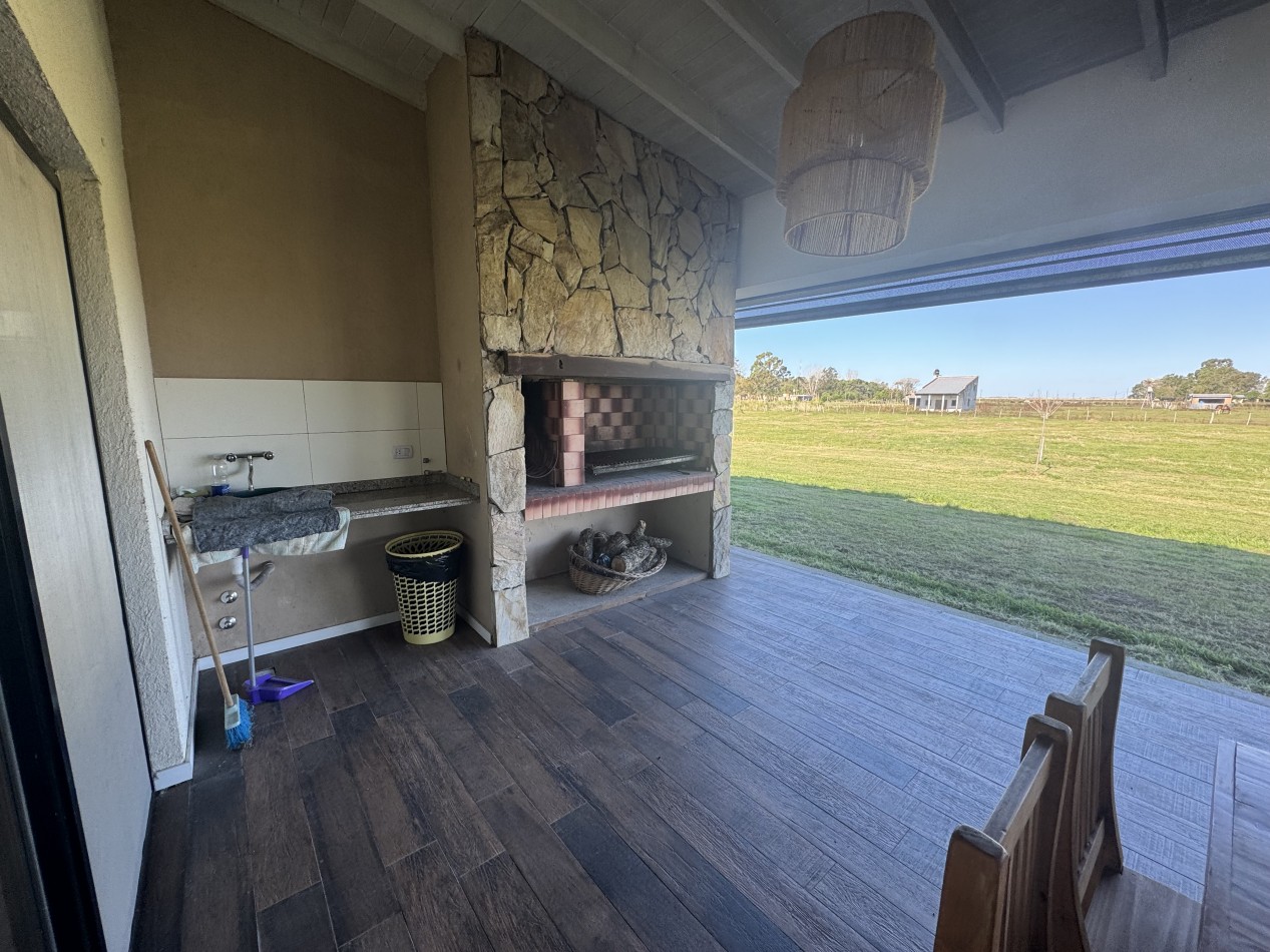Soñada Chacra 17.000M2 con moderna Casa 5 Amb