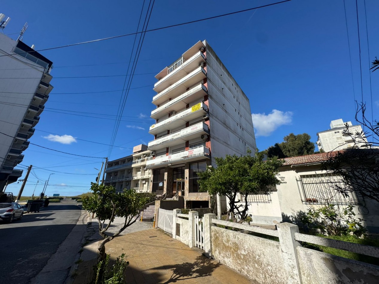 DEPTO CONTRAFRENTE + COCHERA CUBIERTA