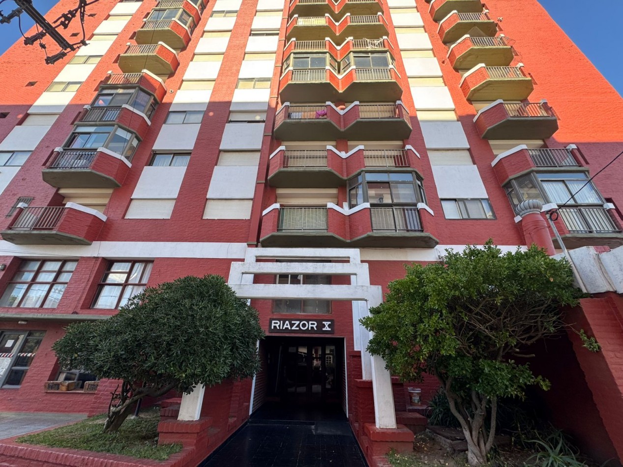 Venta de Local Comercial de 49 m² - No Incluye Fondo de Comercioq