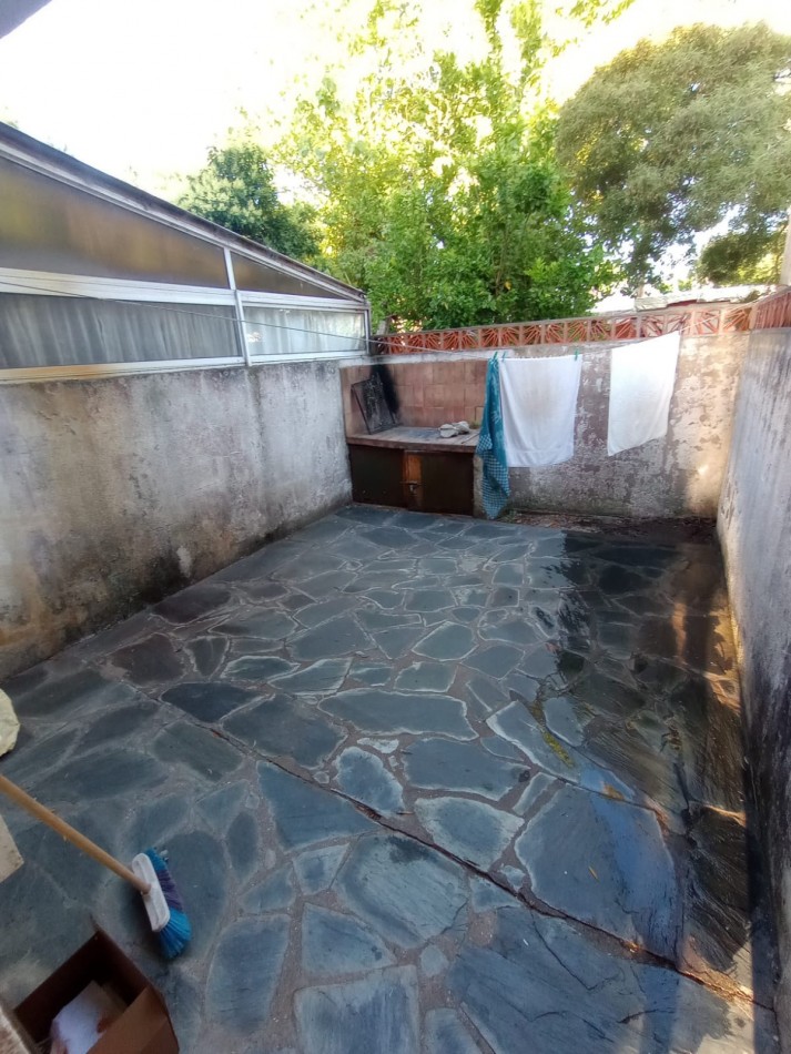 Duplex 2 Amb con entrada vehicular y patio