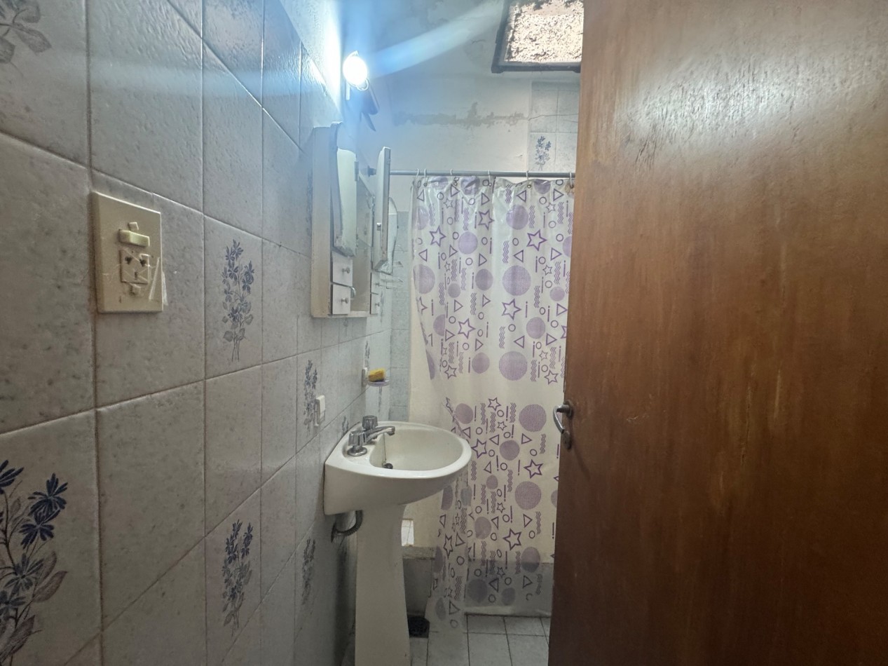 Casa 2 amb a refaccionar en zona norte 