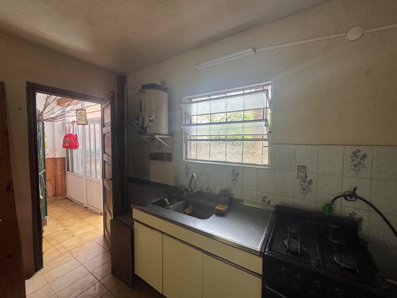 Casa 2 amb a refaccionar en zona norte 