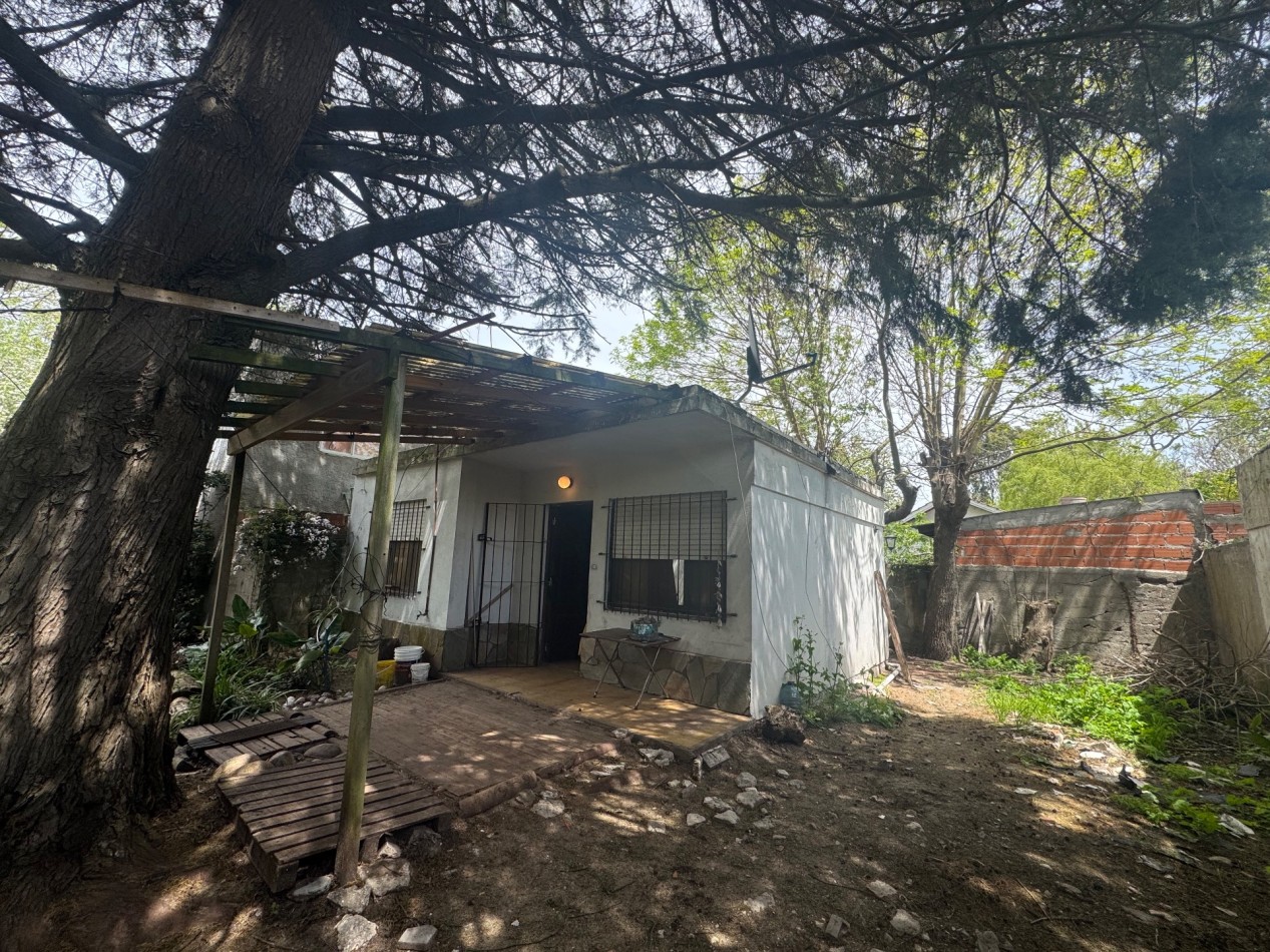 Casa 2 amb a refaccionar en zona norte 