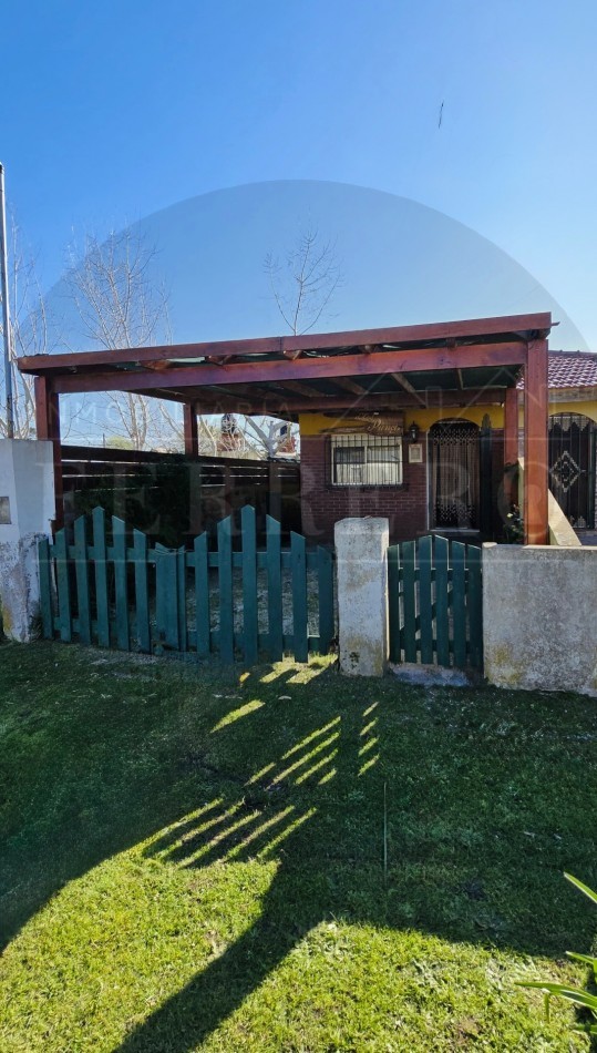 Venta 2 PH en Block con Jardin, Galpon y Entrada Vehicular - San Clemente 