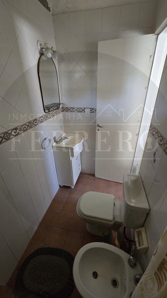 Venta 2 PH en Block con Jardin, Galpon y Entrada Vehicular - San Clemente 