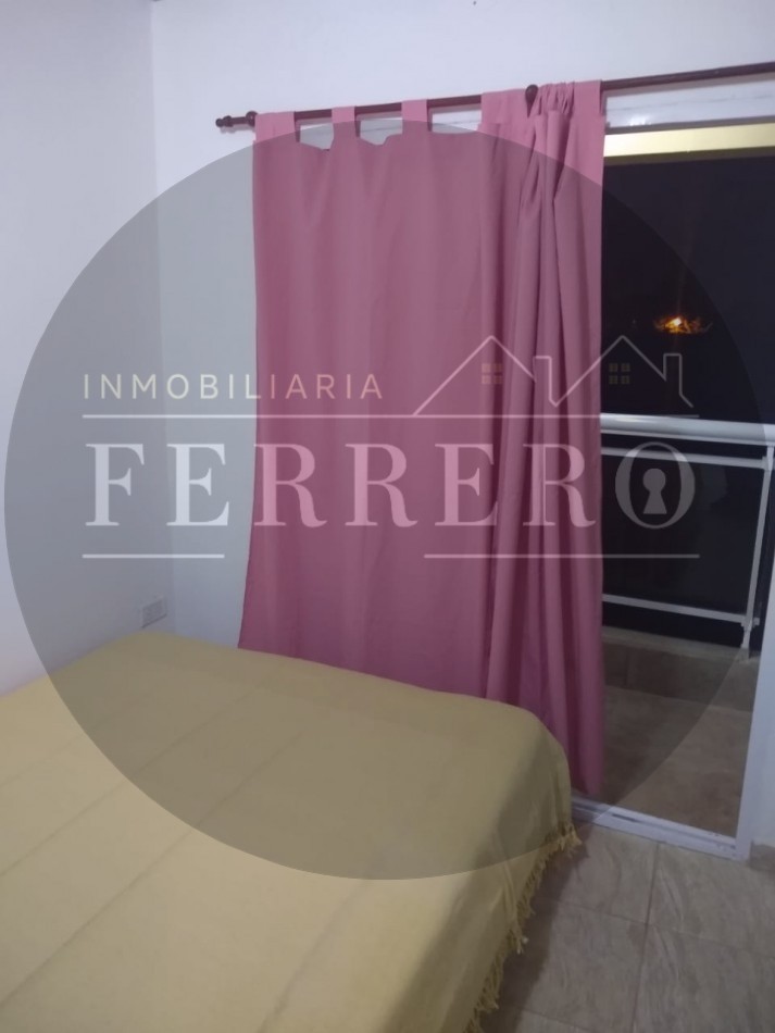 5 DEPTOS EN BLOCK EN BARRIO TALA