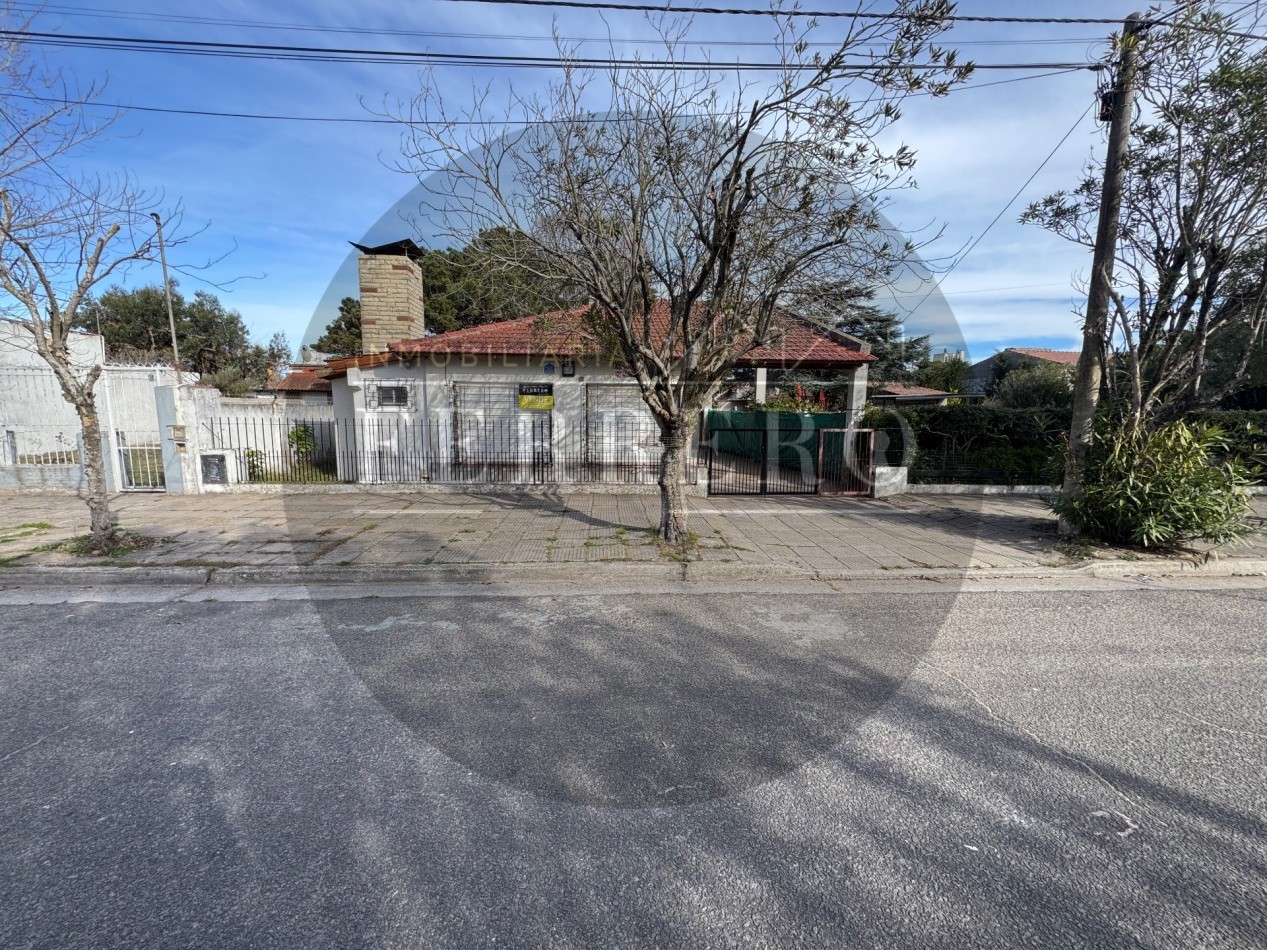 Casa 3 Amb con dependencia