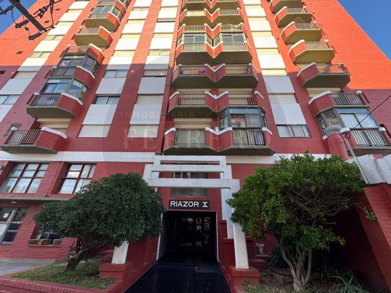 Venta de Local Comercial de 49 m² - No Incluye Fondo de Comercioq