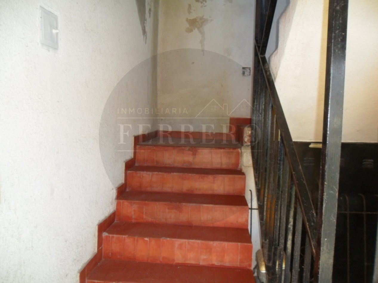 Departamento de 2 Ambientes en Venta en San Clemente del Tuyu - Sobre Avenida San Martin, Sin Expensas