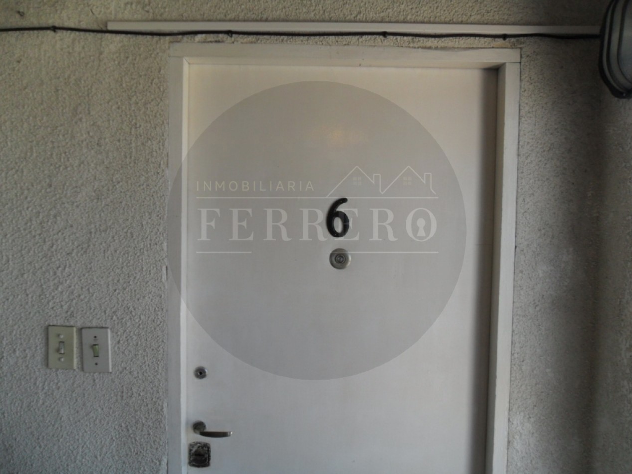 Departamento de 2 Ambientes en Venta en San Clemente del Tuyu - Sobre Avenida San Martin, Sin Expensas