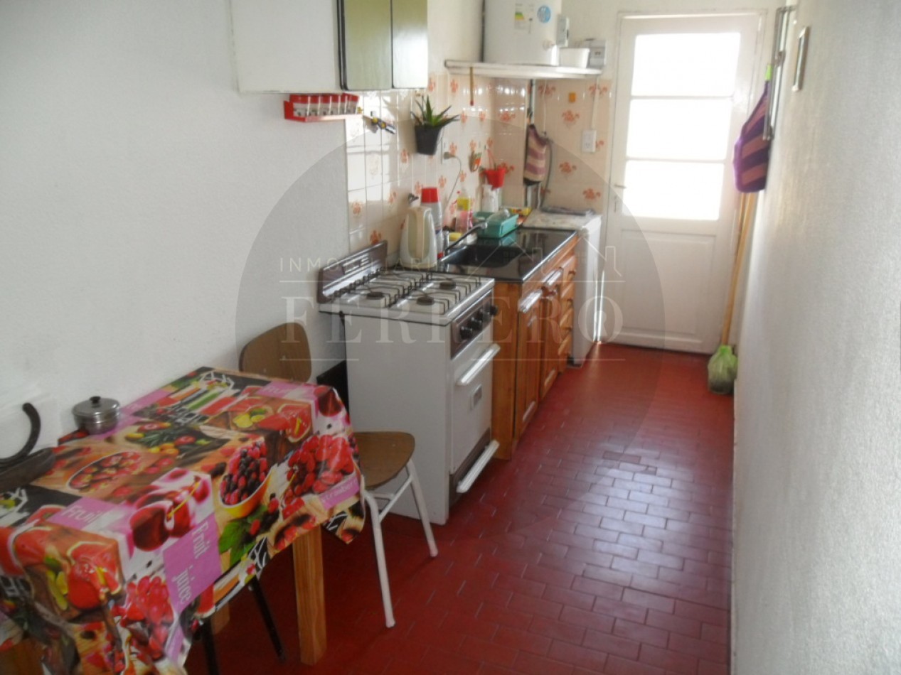 Departamento de 2 Ambientes en Venta en San Clemente del Tuyu - Sobre Avenida San Martin, Sin Expensas