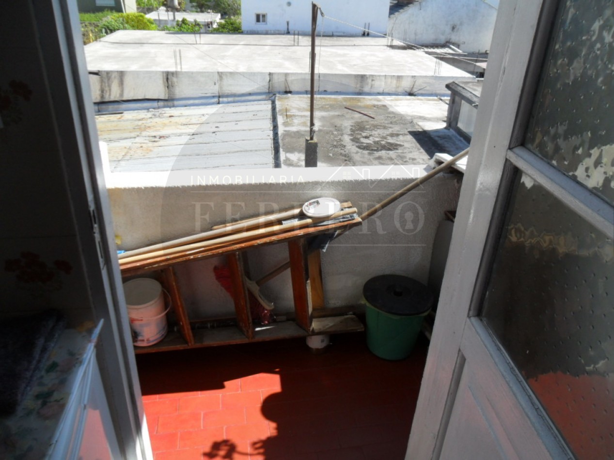 Departamento de 2 Ambientes en Venta en San Clemente del Tuyu - Sobre Avenida San Martin, Sin Expensas