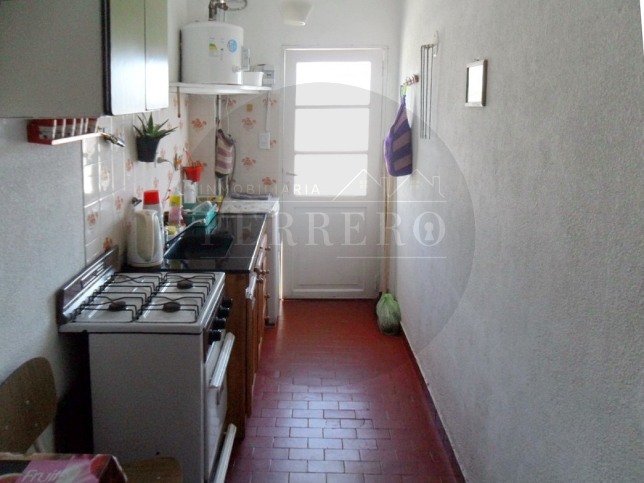 Departamento de 2 Ambientes en Venta en San Clemente del Tuyu - Sobre Avenida San Martin, Sin Expensas